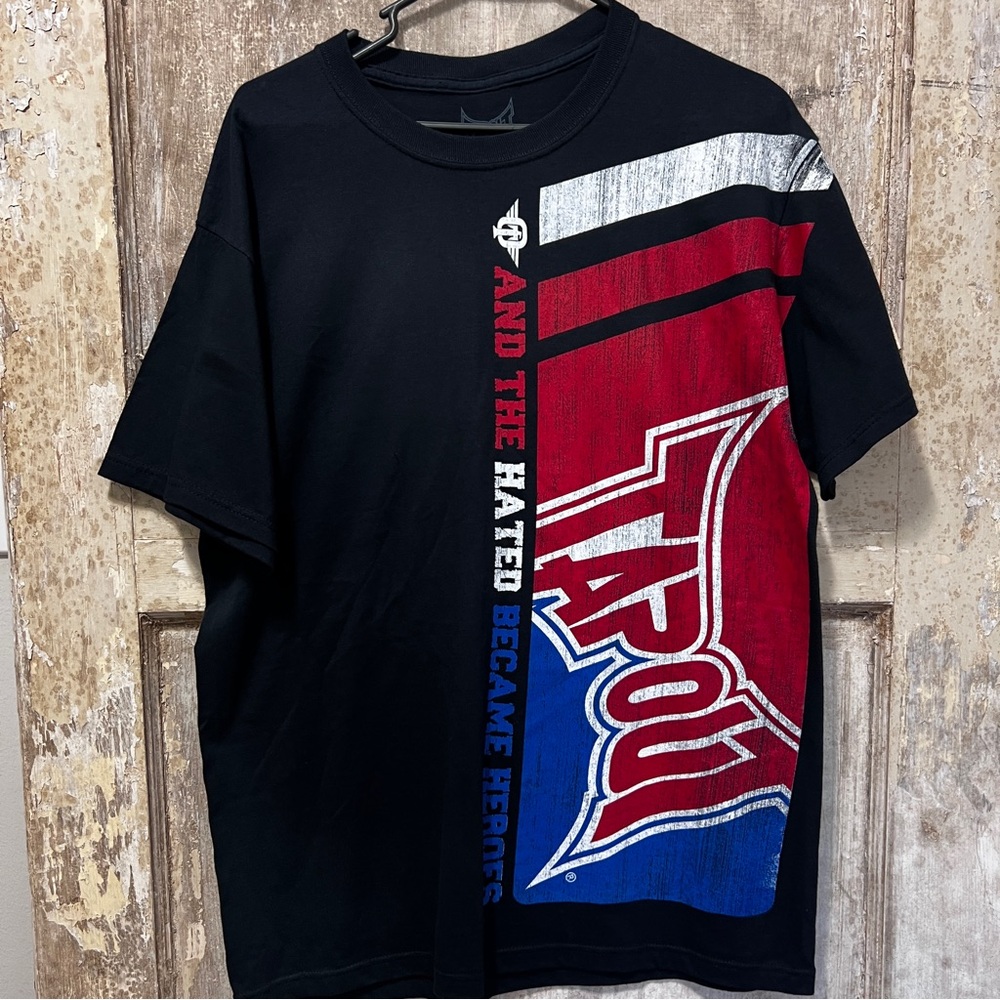 Tap OuT tee graphic size large never worn !!! Large